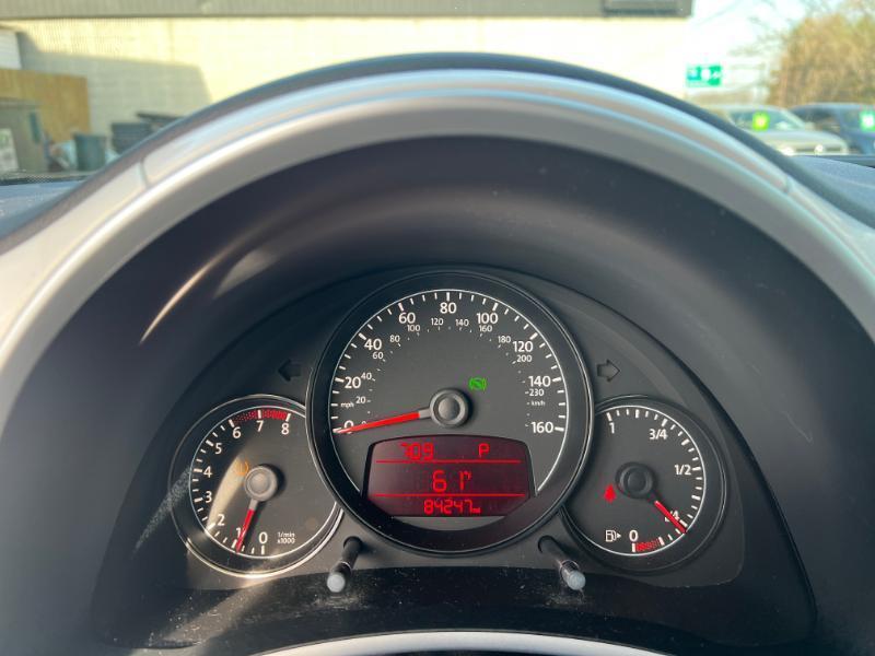 Volkswagen Beetle 2.0T Turbo 2012