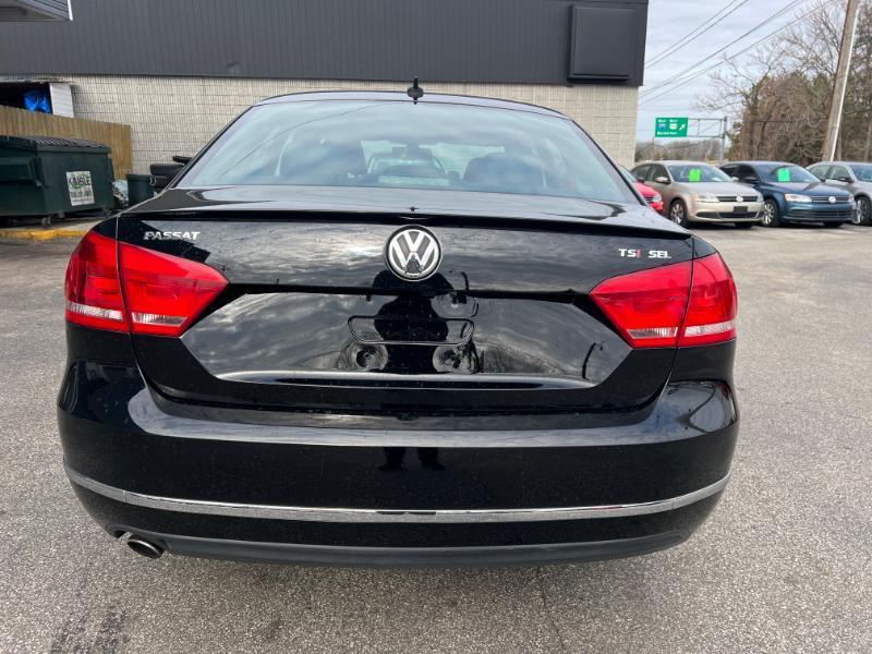 Volkswagen Passat 1.8T SEL Premium AT 2014