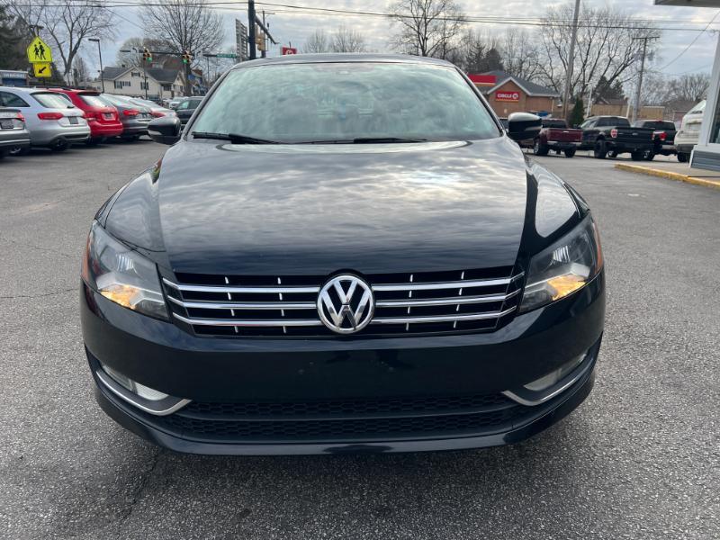 Volkswagen Passat 1.8T SEL Premium AT 2014