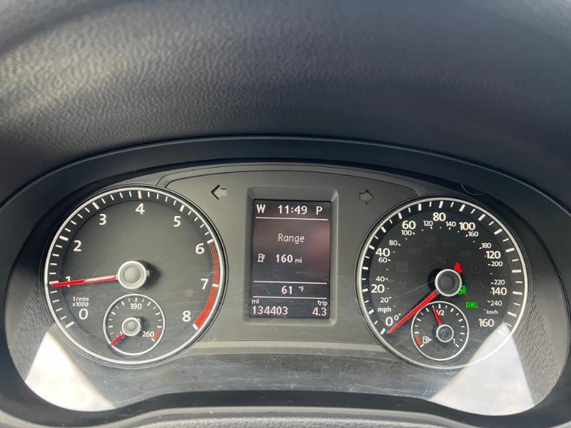 Volkswagen Passat 1.8T SEL Premium AT 2014