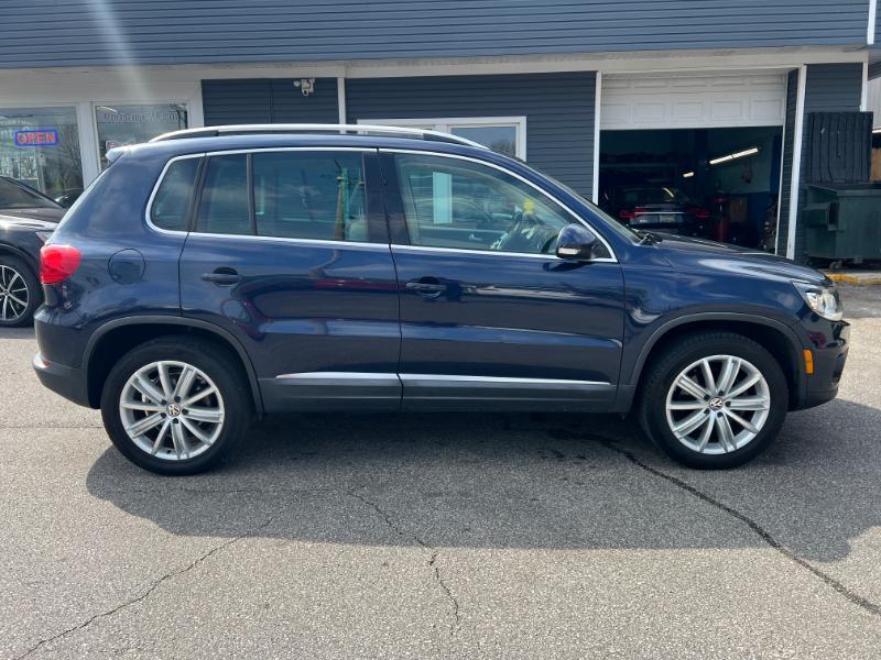 Volkswagen Tiguan SE 2016