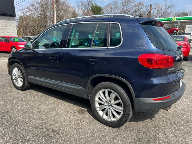 Volkswagen Tiguan SE 2016