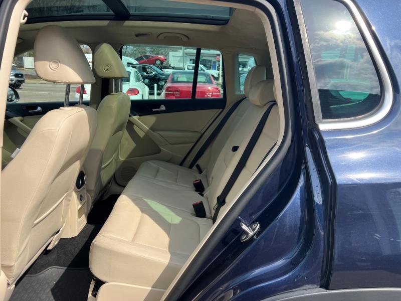 Volkswagen Tiguan SE 2016