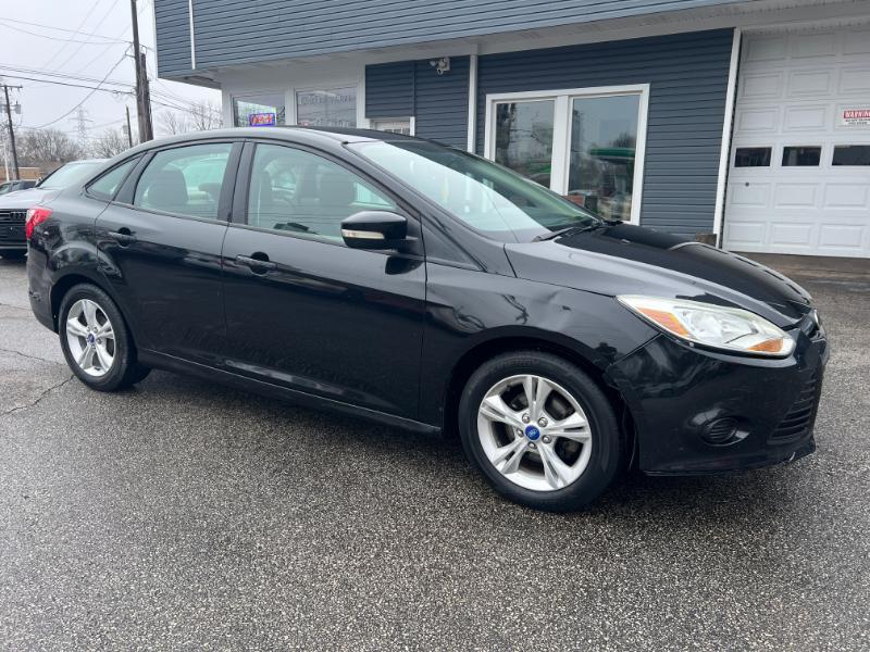 Ford Focus SE Sedan 2013