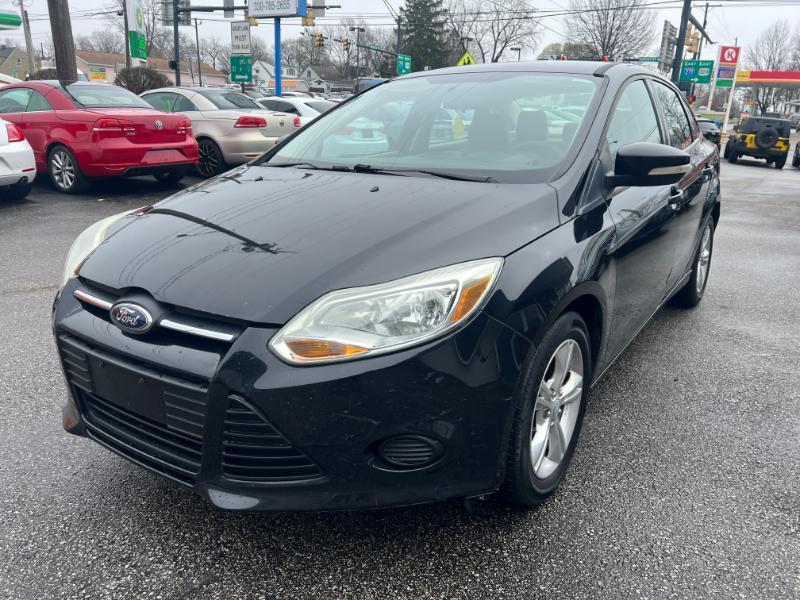 Ford Focus SE Sedan 2013