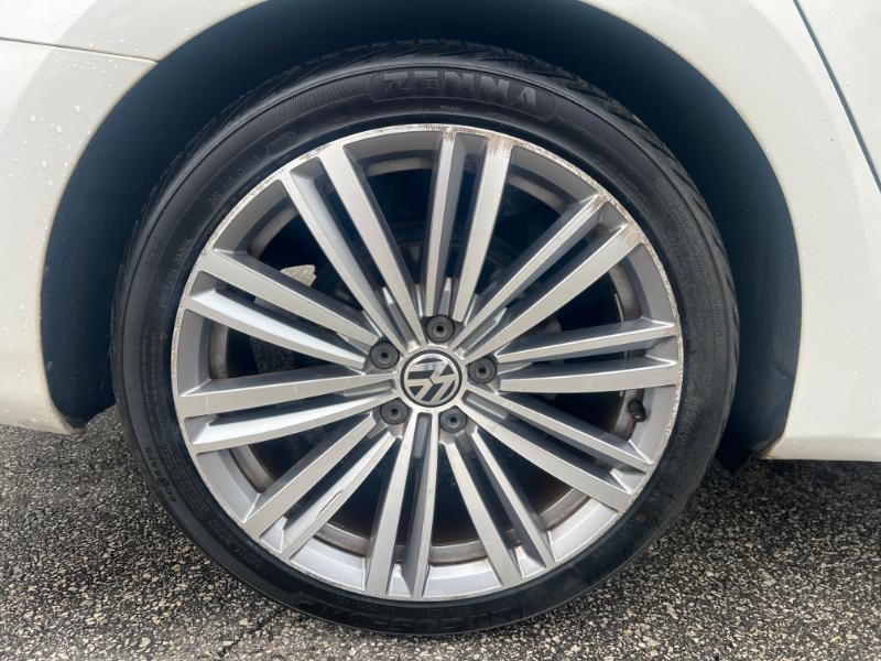 Volkswagen Passat SE 6A 2015