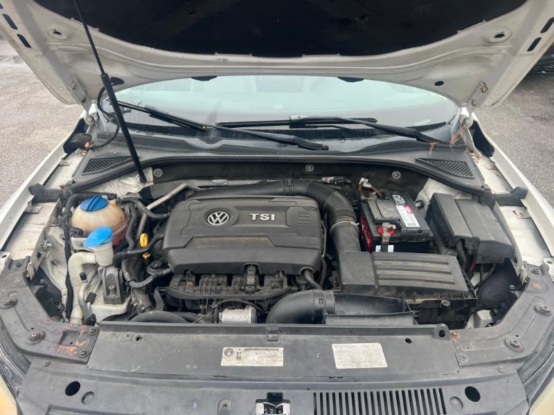 Volkswagen Passat SE 6A 2015