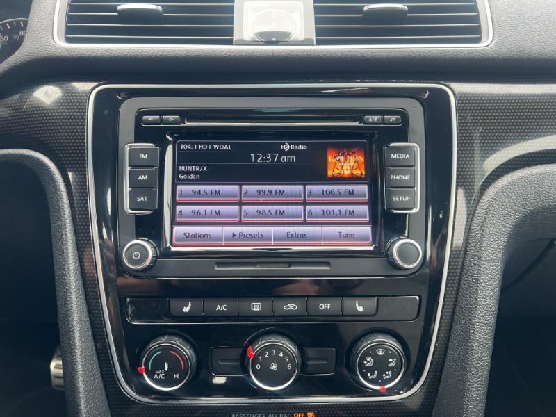 Volkswagen Passat SE 6A 2015