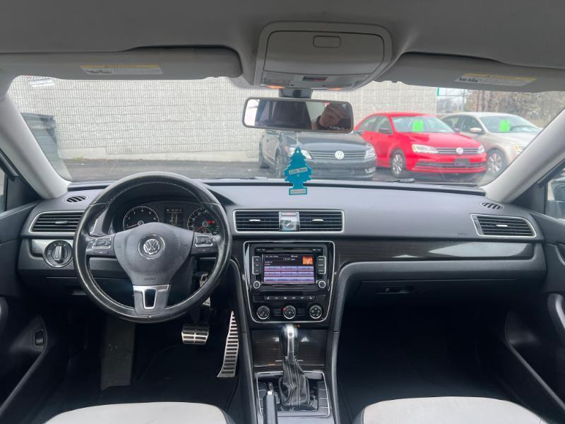 Volkswagen Passat SE 6A 2015