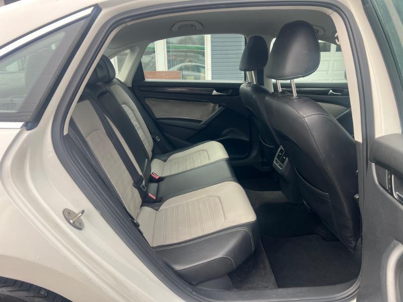 Volkswagen Passat SE 6A 2015