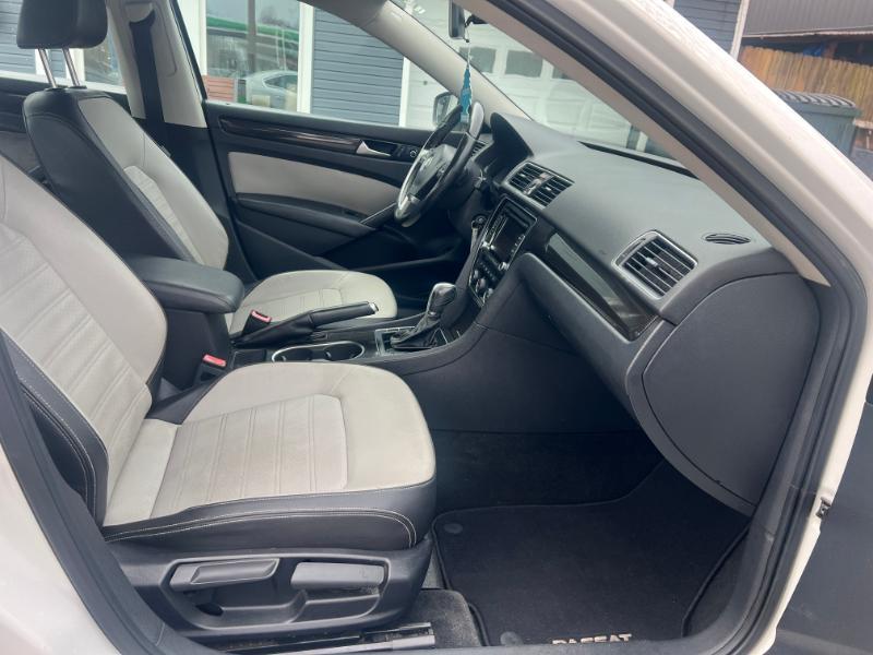 Volkswagen Passat SE 6A 2015