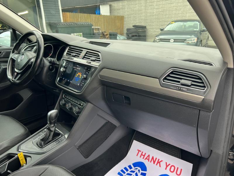 Volkswagen Tiguan SE 2018