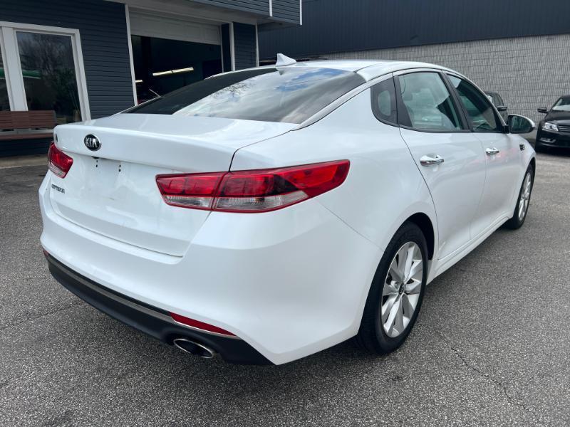 Kia Optima LX 2017