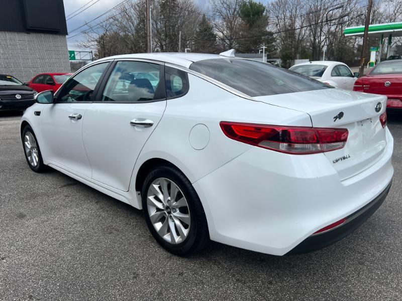 Kia Optima LX 2017