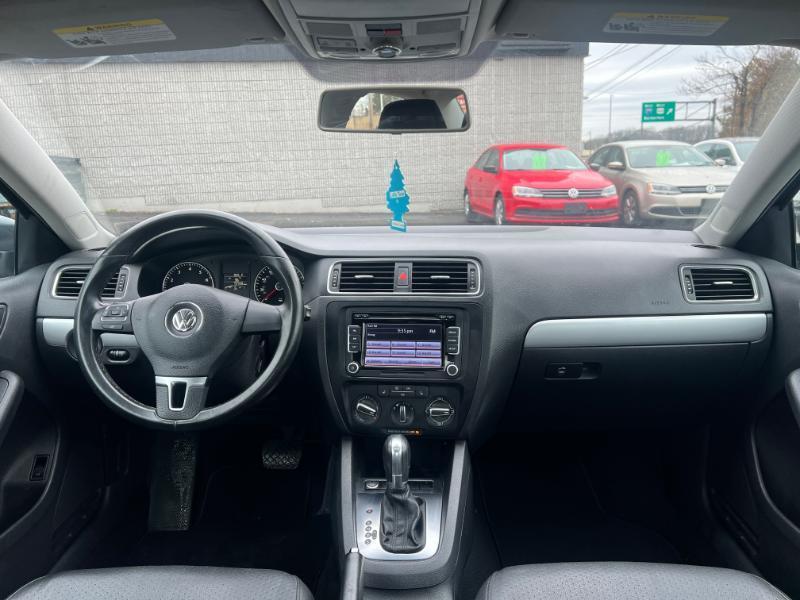 Volkswagen Jetta SE 2014