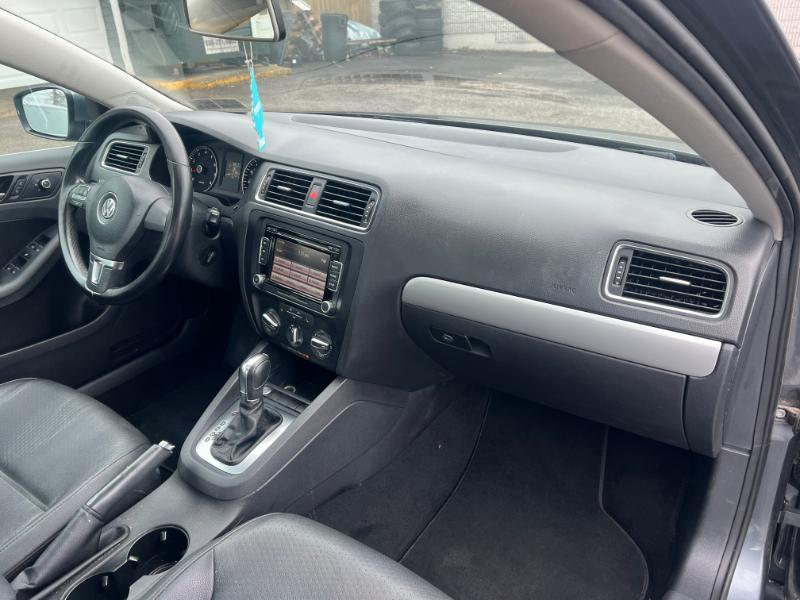 Volkswagen Jetta SE 2014