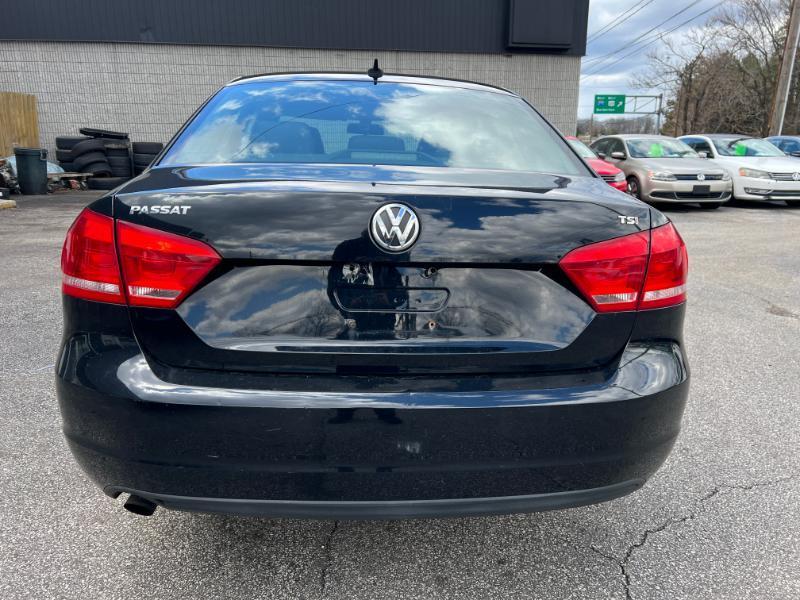 Volkswagen Passat 1.8T Wolfsburg AT 2014