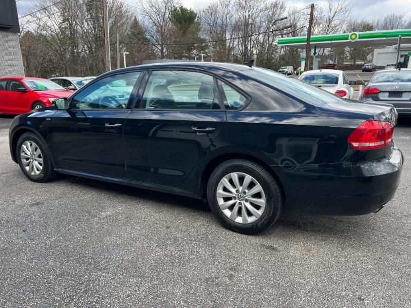 Volkswagen Passat 1.8T Wolfsburg AT 2014