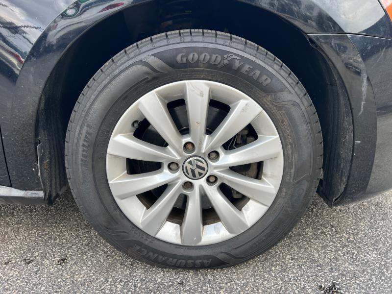 Volkswagen Passat 1.8T Wolfsburg AT 2014