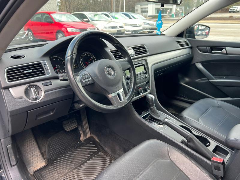 Volkswagen Passat 1.8T Wolfsburg AT 2014