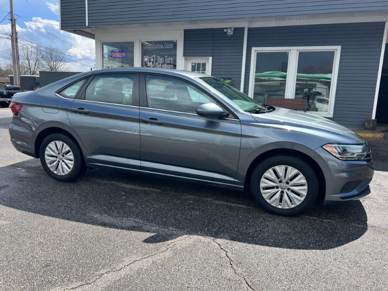 Volkswagen Jetta 1.4T S 8A 2020