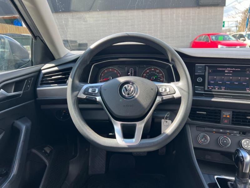 Volkswagen Jetta 1.4T S 8A 2020