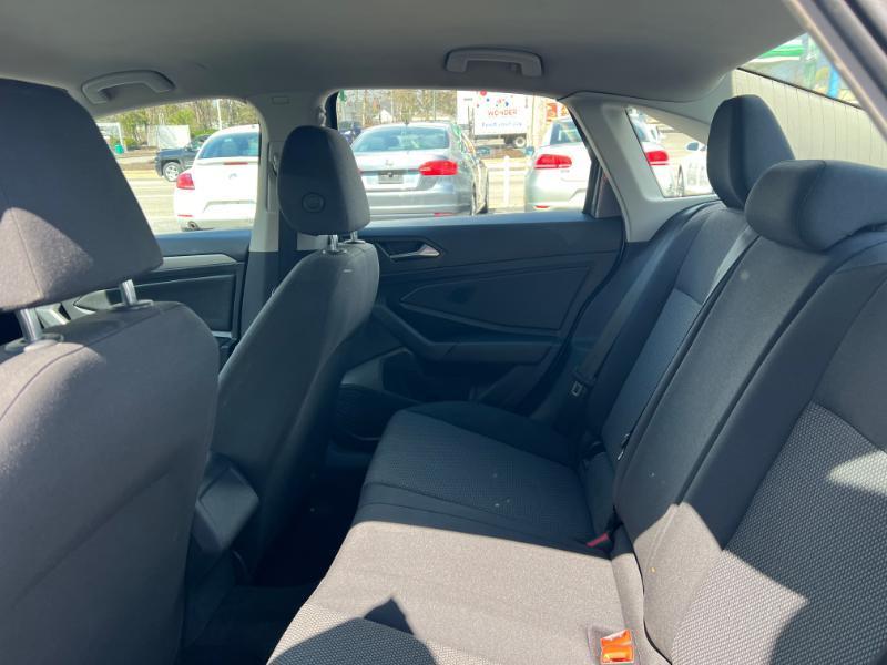 Volkswagen Jetta 1.4T S 8A 2020