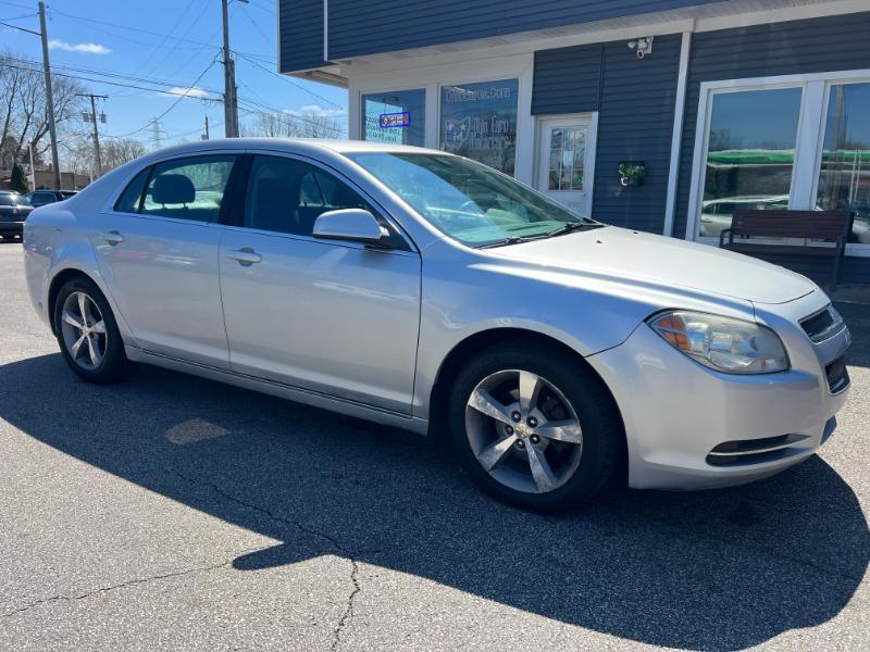 Chevrolet Malibu 1LT 2011
