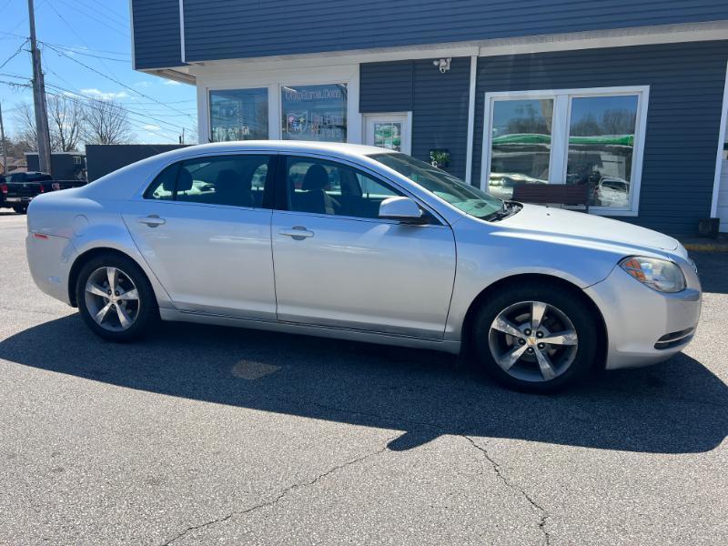 Chevrolet Malibu 1LT 2011