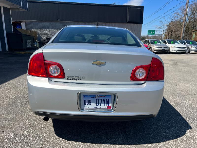 Chevrolet Malibu 1LT 2011