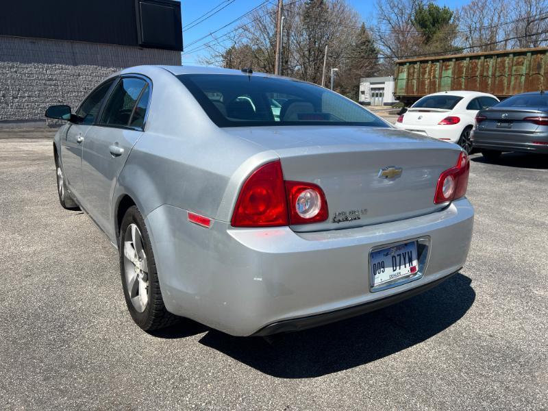 Chevrolet Malibu 1LT 2011