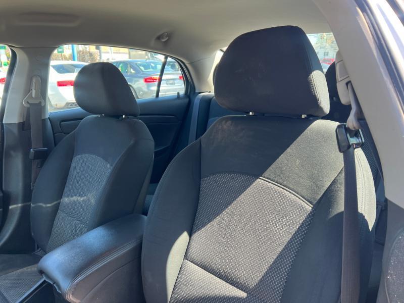 Chevrolet Malibu 1LT 2011