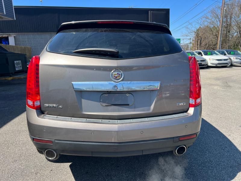 Cadillac SRX Luxury AWD 2012