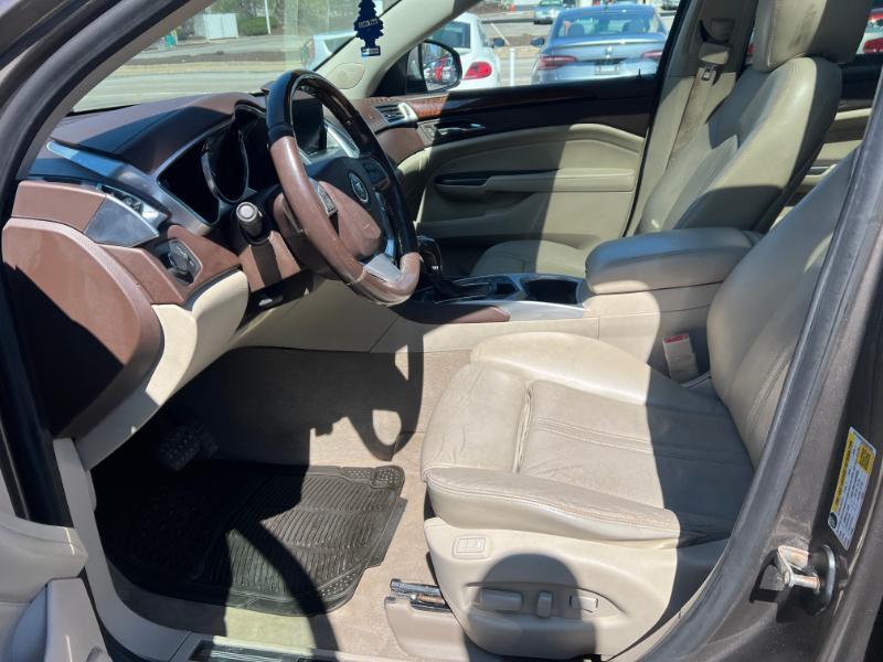 Cadillac SRX Luxury AWD 2012