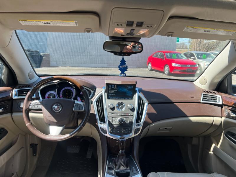 Cadillac SRX Luxury AWD 2012