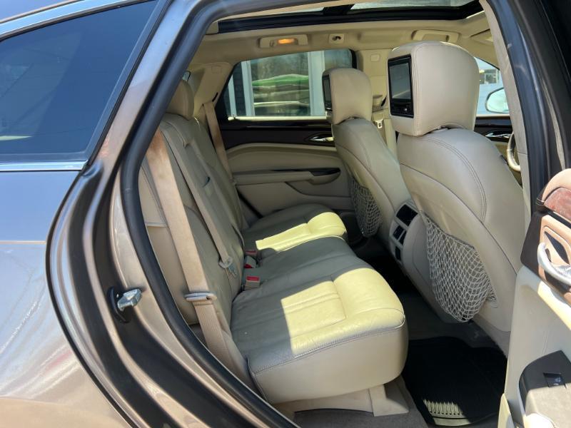 Cadillac SRX Luxury AWD 2012