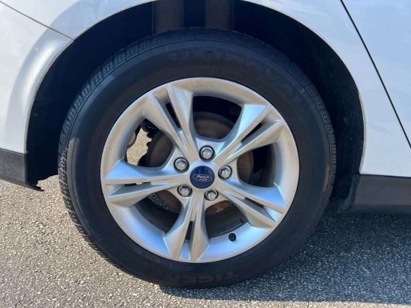 Ford Focus SE Hatch 2014