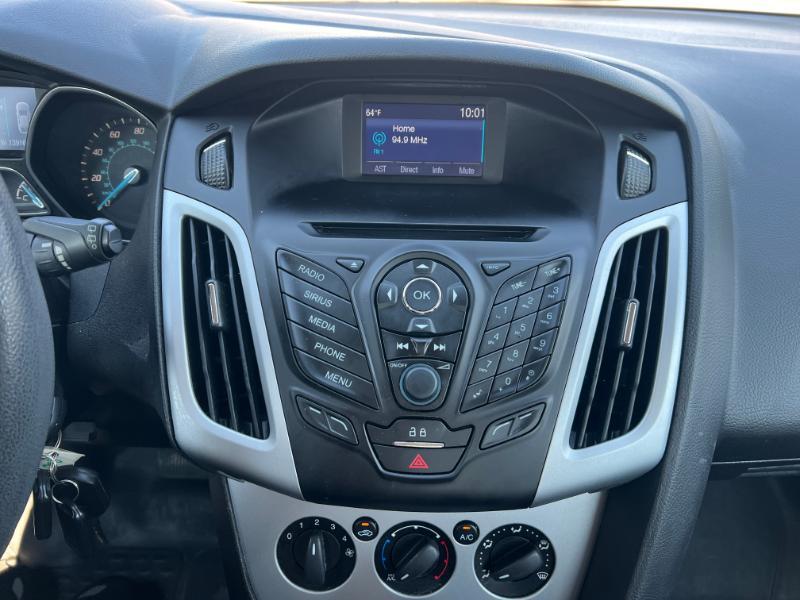 Ford Focus SE Hatch 2014