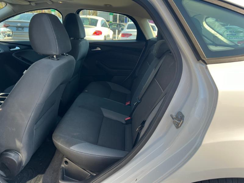 Ford Focus SE Hatch 2014