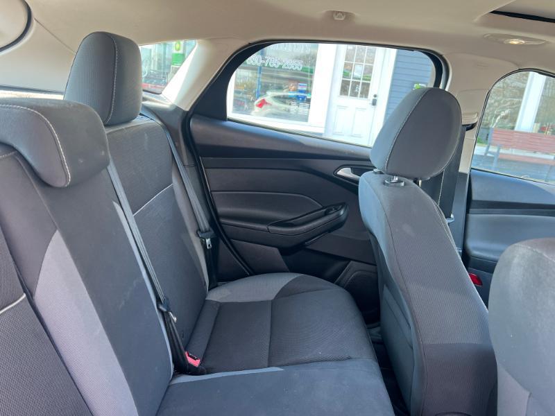 Ford Focus SE Hatch 2014