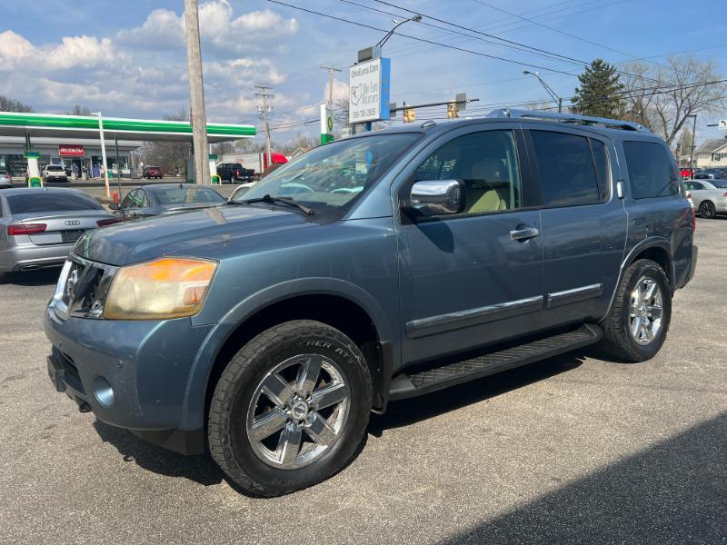 Nissan Armada Platinum 4WD 2011