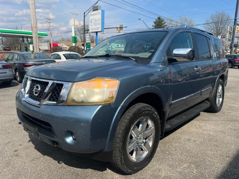 Nissan Armada Platinum 4WD 2011