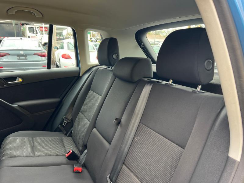 Volkswagen Tiguan S 4Motion 2017