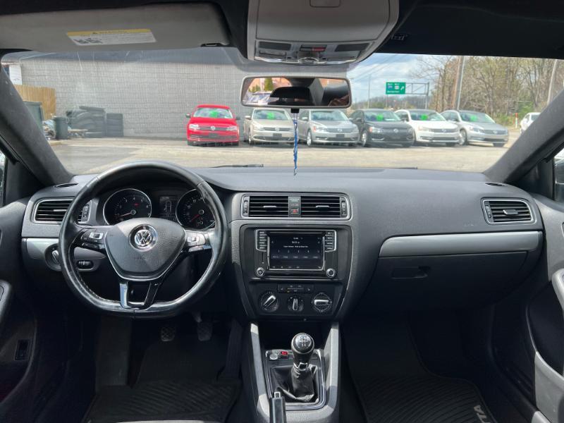 Volkswagen Jetta 1.4T SE 6A 2017