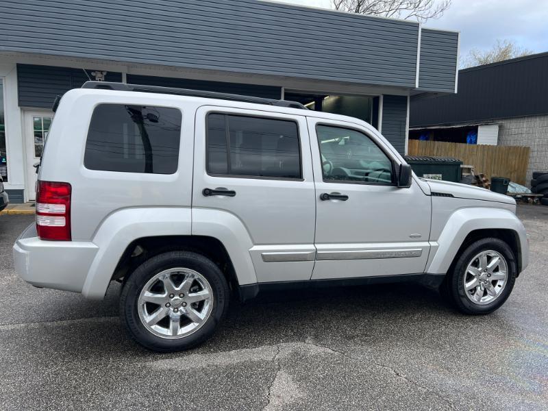 Jeep Liberty Sport 4WD 2012