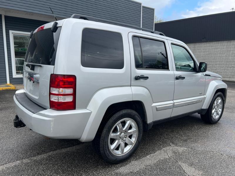 Jeep Liberty Sport 4WD 2012