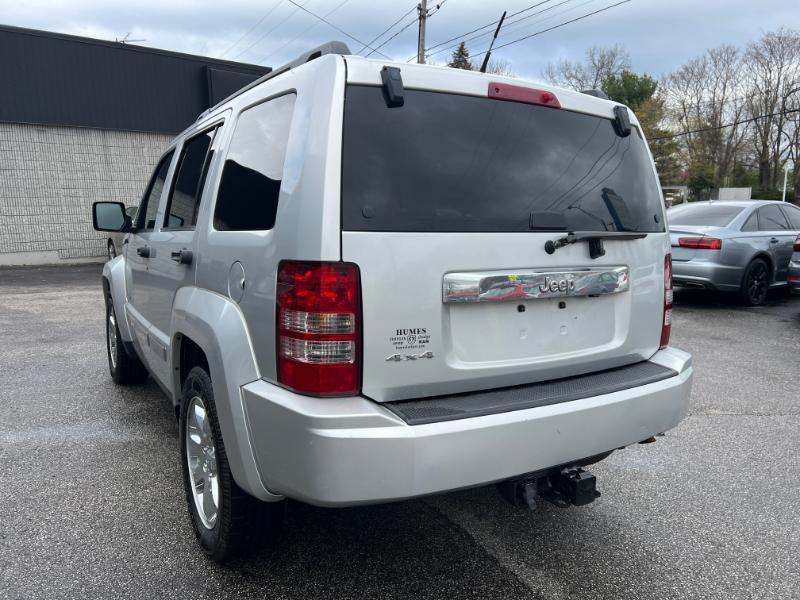 Jeep Liberty Sport 4WD 2012