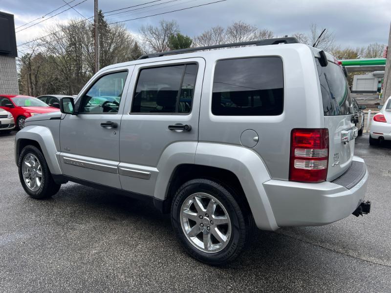 Jeep Liberty Sport 4WD 2012
