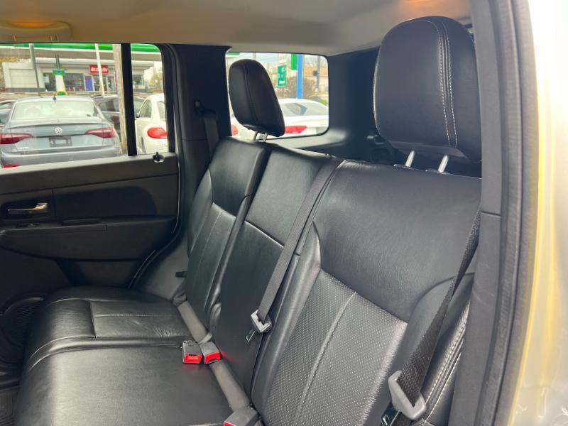 Jeep Liberty Sport 4WD 2012