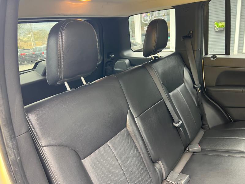 Jeep Liberty Sport 4WD 2012